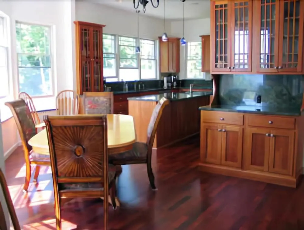 Edgewater Estate - Five Bedroom Home