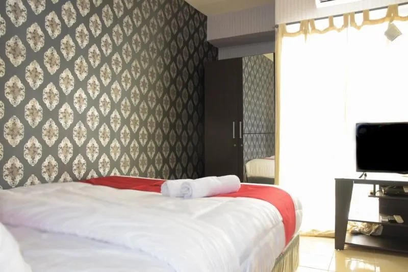 RedDoorz Apartment @ Serpong Green View