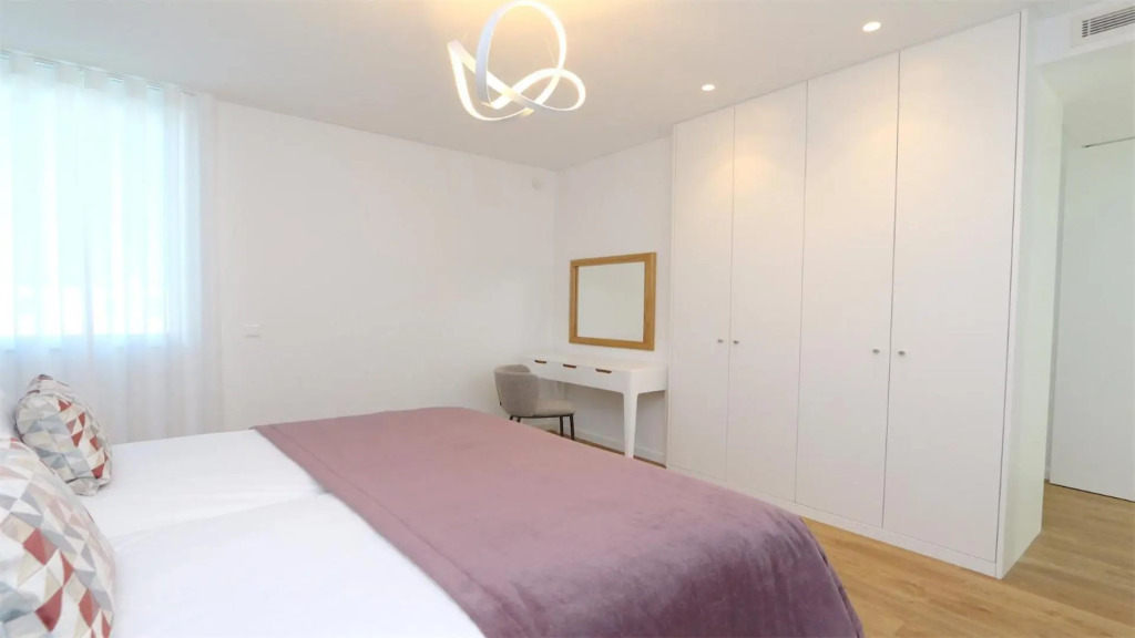Villa Sadler- Clever Details, Central Vilamoura, Sleeps 6, luxury, walking distance