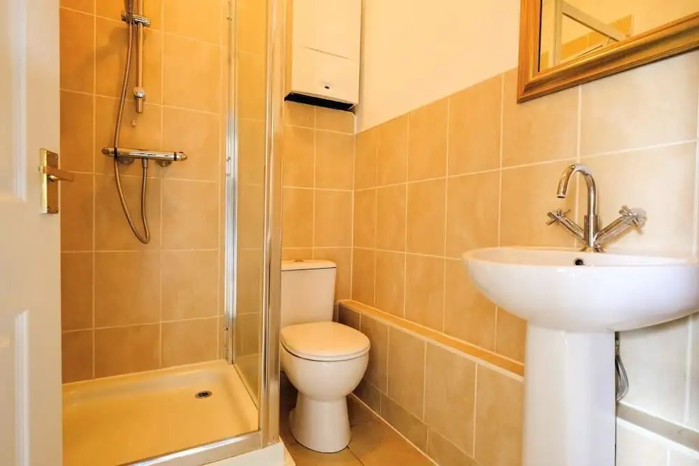 Karah Suites - Chandos Apartments