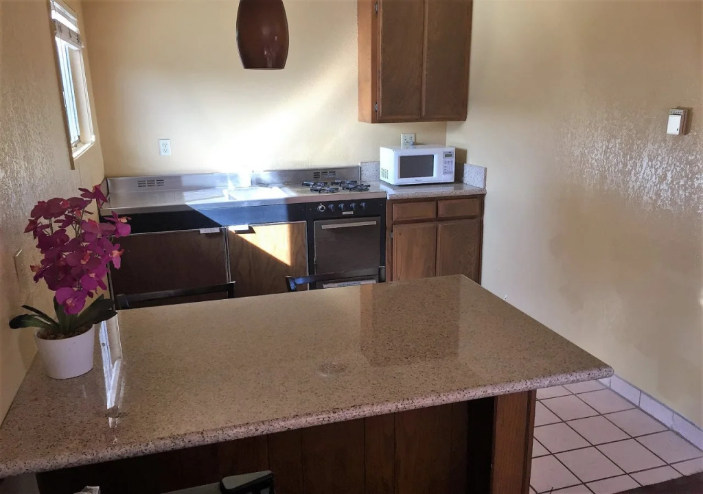 Pacific Inn and Suites
