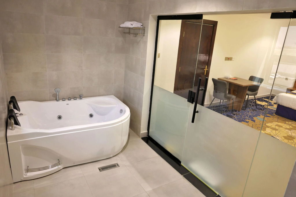 فندق الزوين - Alzuwain Hotel