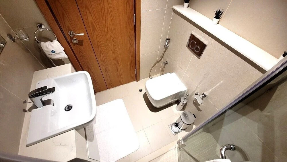 Pristine Studio with Canal View - 703