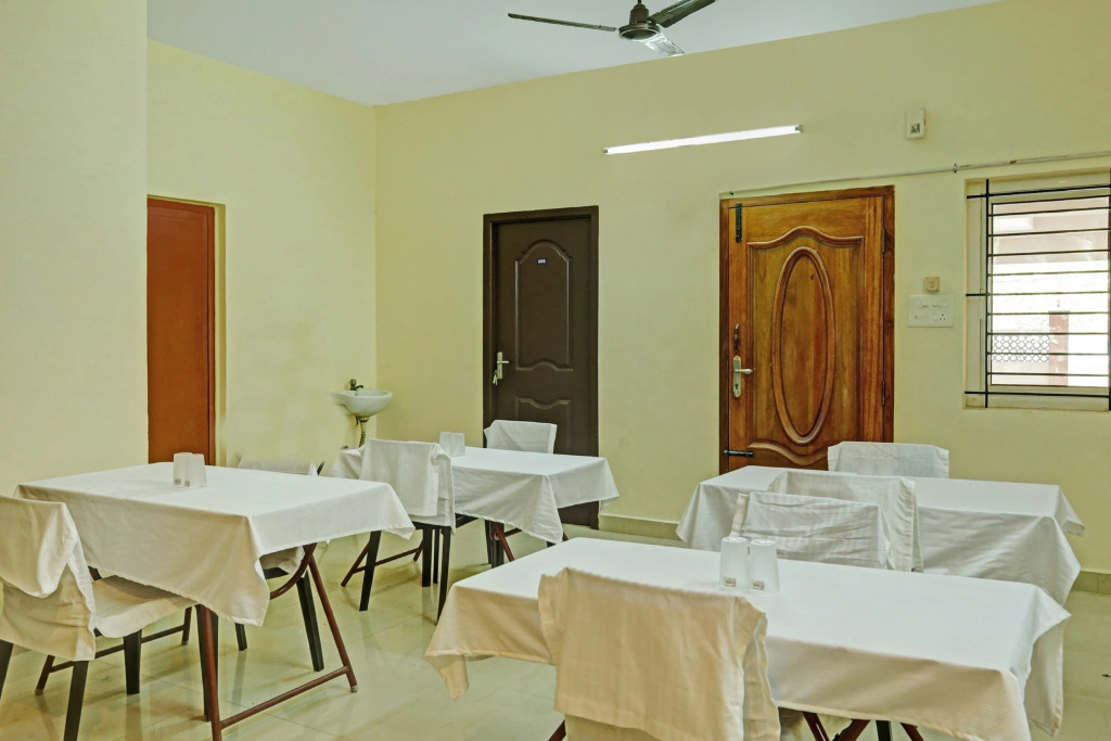 Collection O Orchid Residency Medavakkam