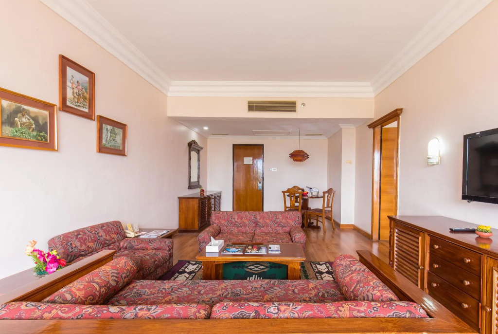 Hotel Pokhara Grande