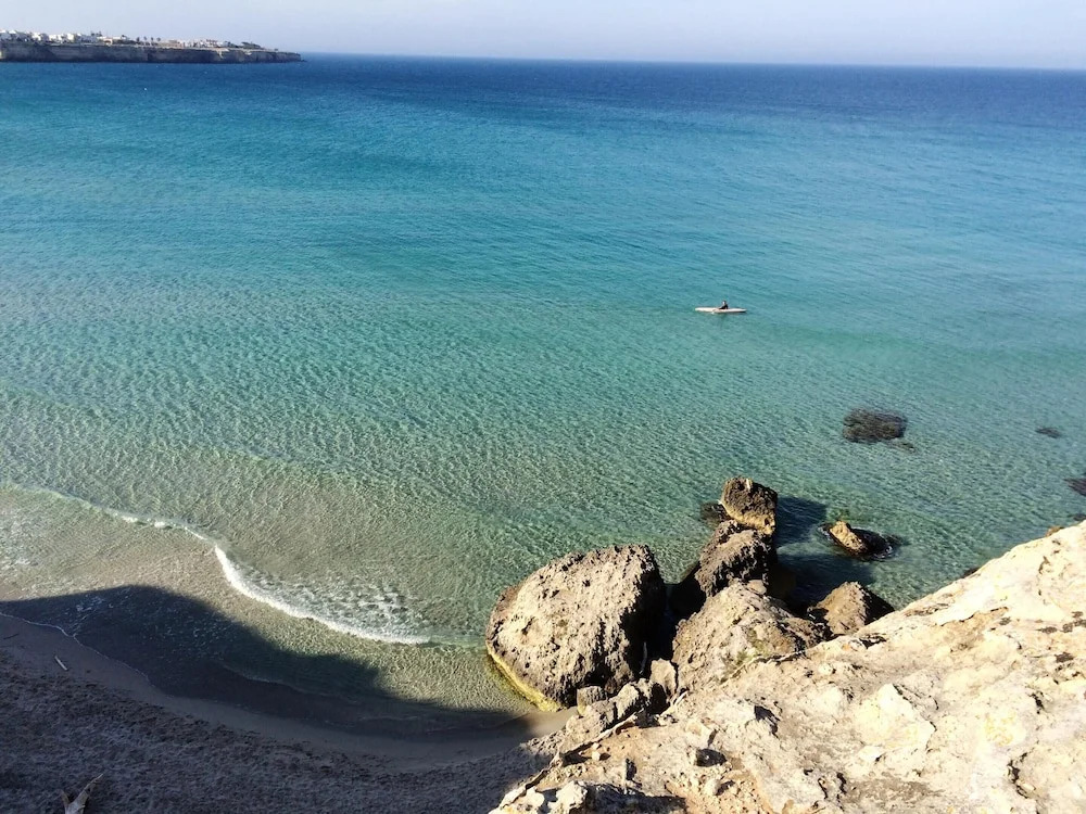 Apartment With one Bedroom in Torre Dell'orso, With Furnished Balcony