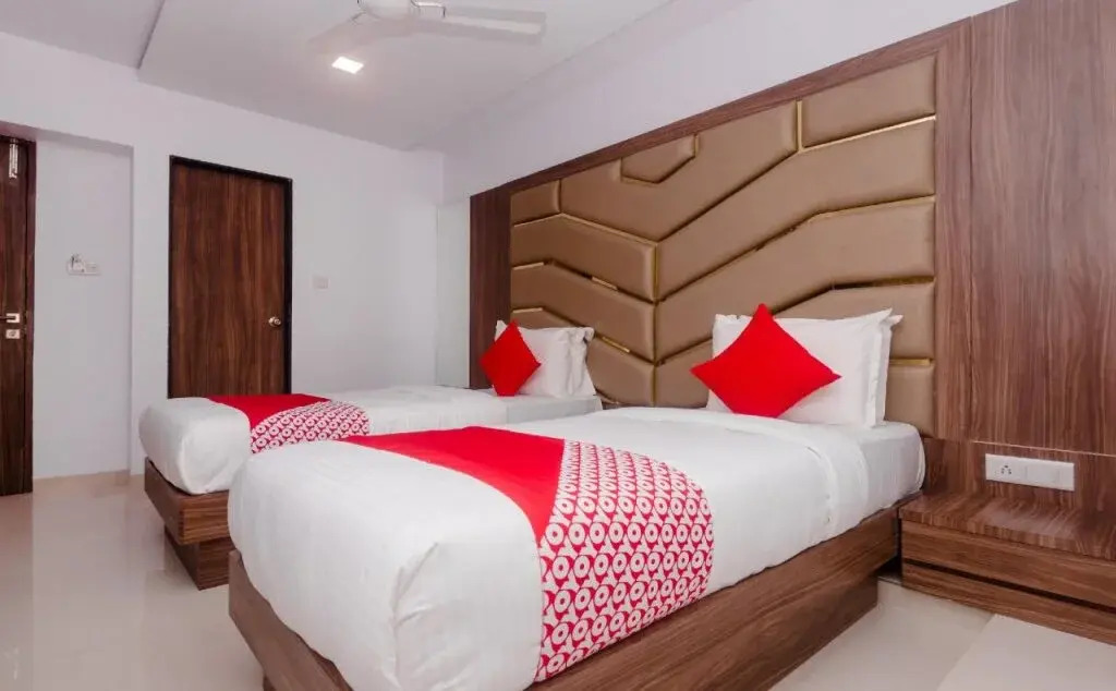 Hotel Apple Inn by OYO Rooms