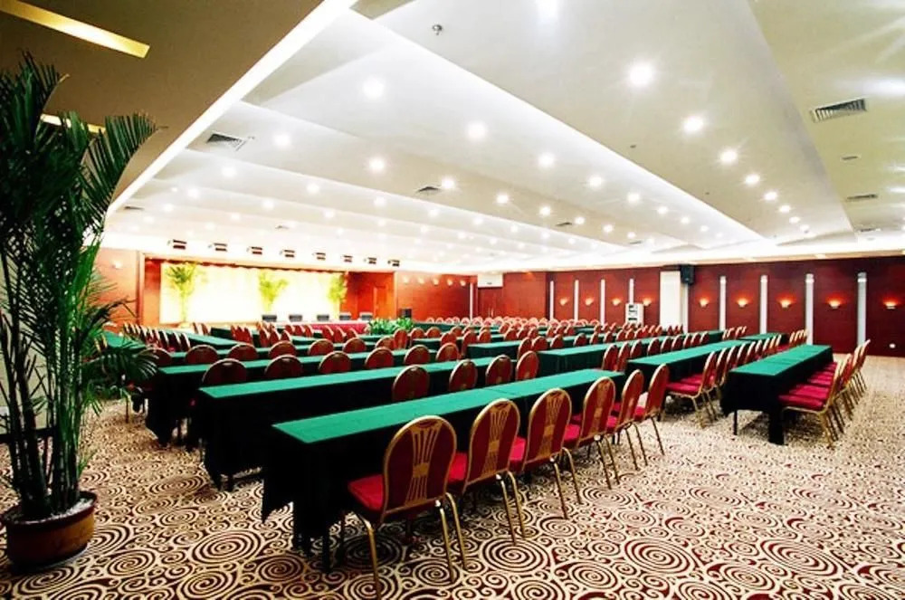 Yijing Holiday Hotel