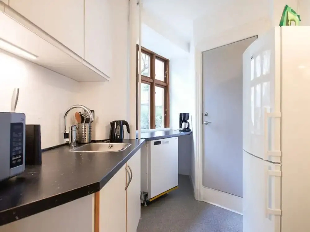 Park 1 - Lovely 1-bdr Apt Close to Metro