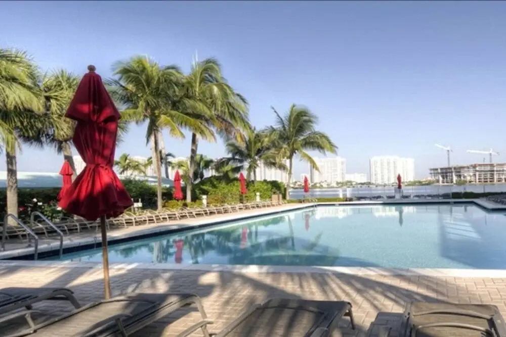Le Marina Bay 503 - Condo 5 People, Sunny Isles