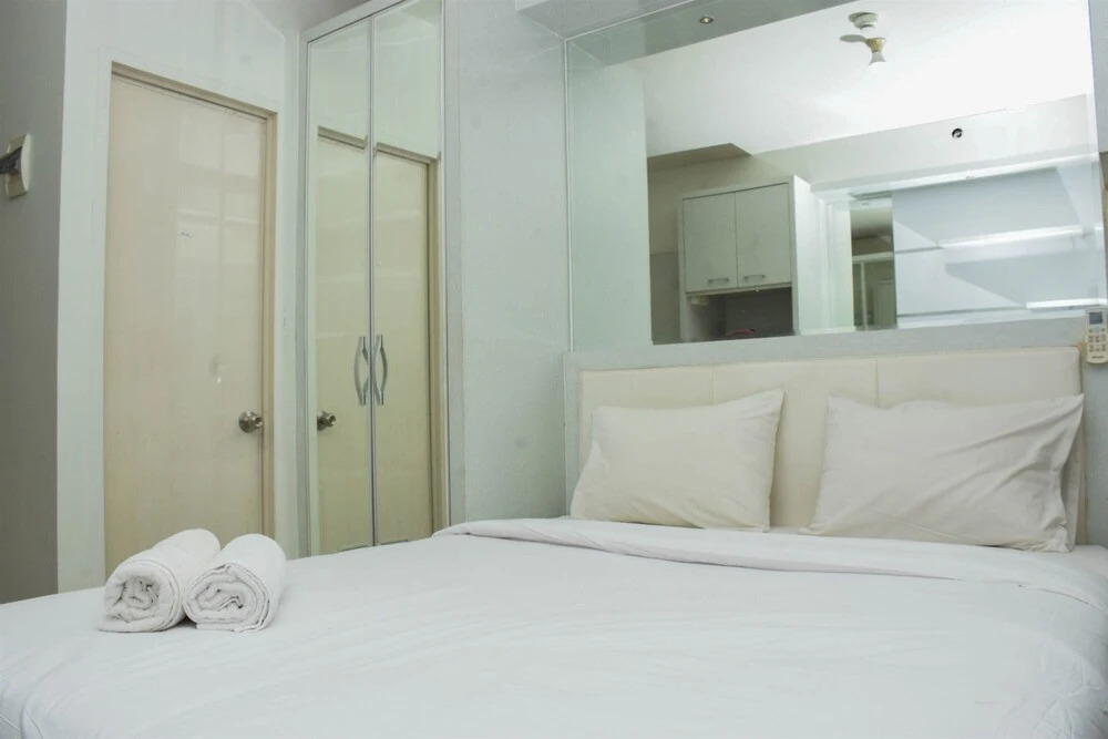 Good Deal Studio Room At Pakubuwono Terrace Apartment