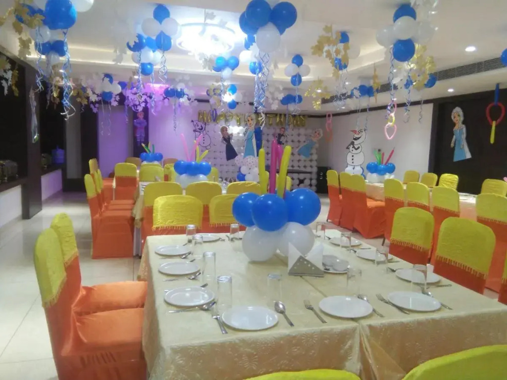 Hotel Crystal Grand