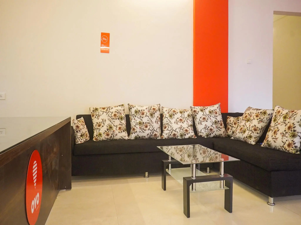 OYO Flagship 12723 Hotel D Villa