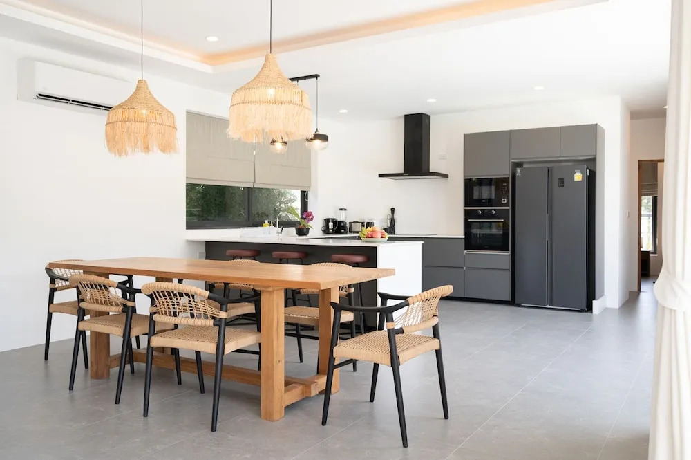 Modern 3 Bedroom Villa! KBR16