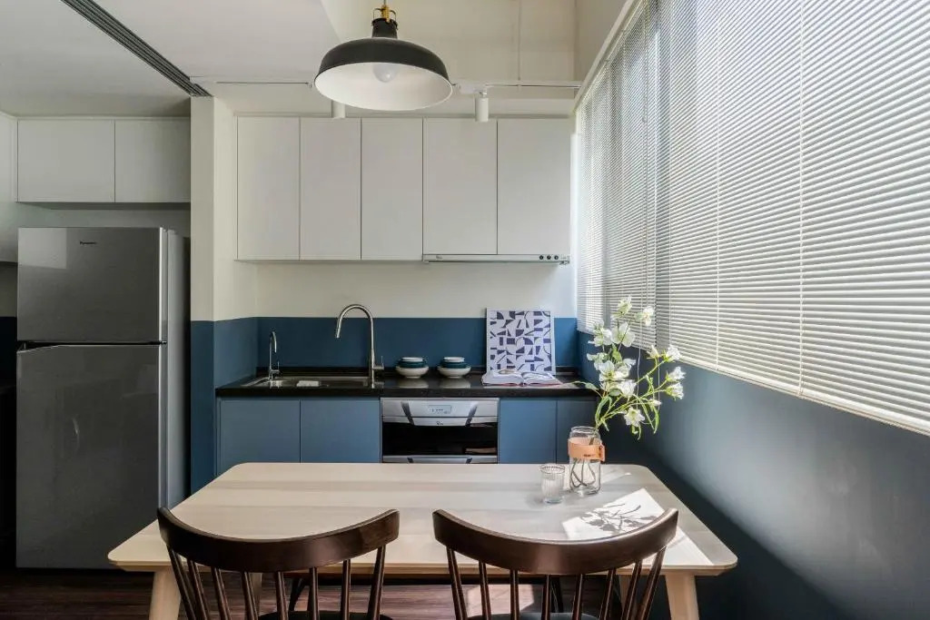 Lin Apartments by Olala Homes