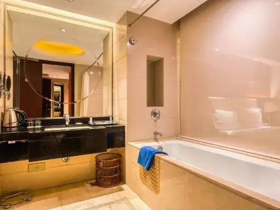 Legend International Hotel