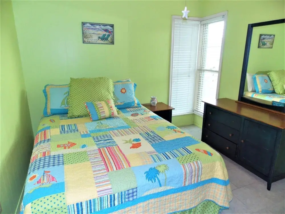 Seaside 2 Bedroom Apts