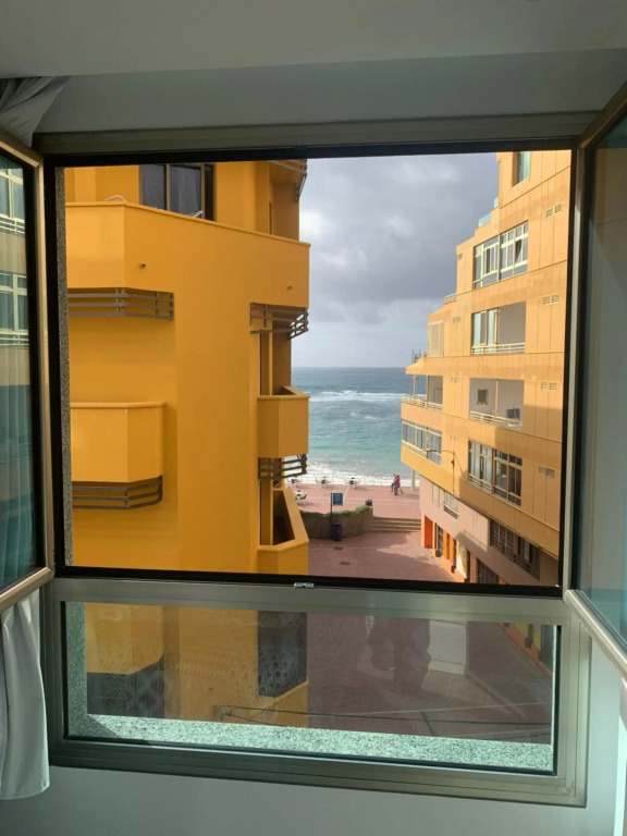 Apartamento Las Canteras y piscina