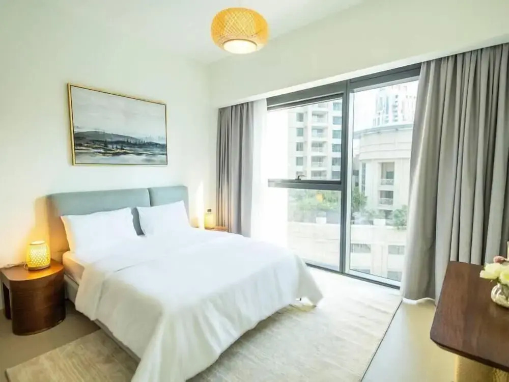 Mh- Modern 1-bedroom Abode Ref - 4004