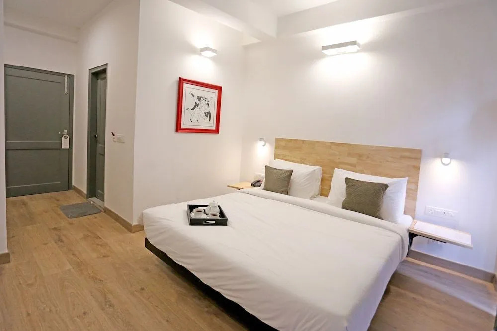 OYO Townhouse 020 Huda Metro South City 1