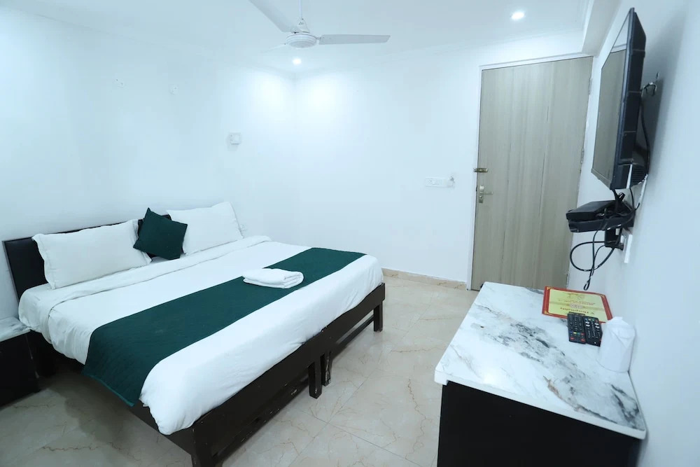 Airport Hotel Annexe, Complimentory Pickup or Drop