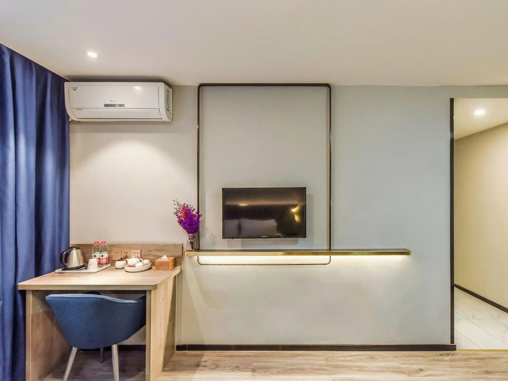 7 Days Inn (Rongchang Commercial Pedestrian Street)