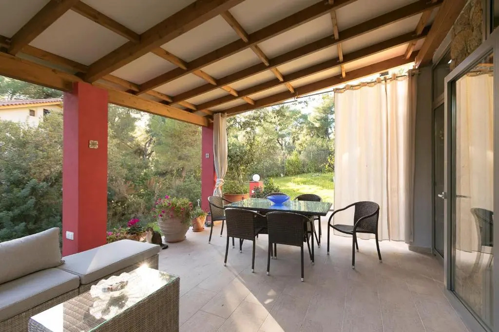 #FLH - Coral Apartment Near Fava Beach