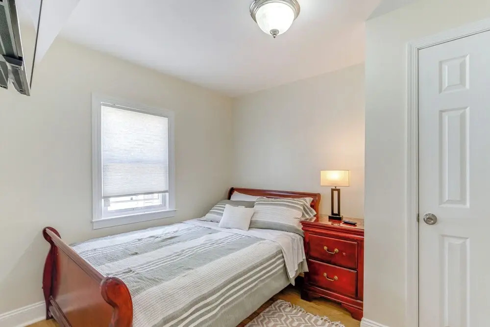 Rockville Home w/ Spacious Yard: 17 Mi to DC!