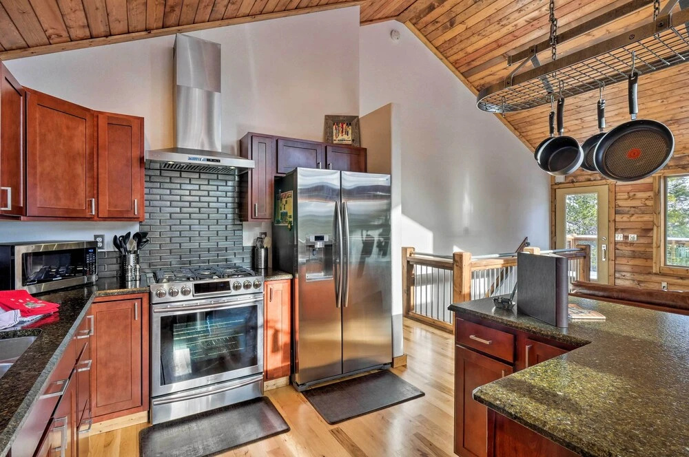 Luxury Mountain Getaway in Fairplay w/ Deck
