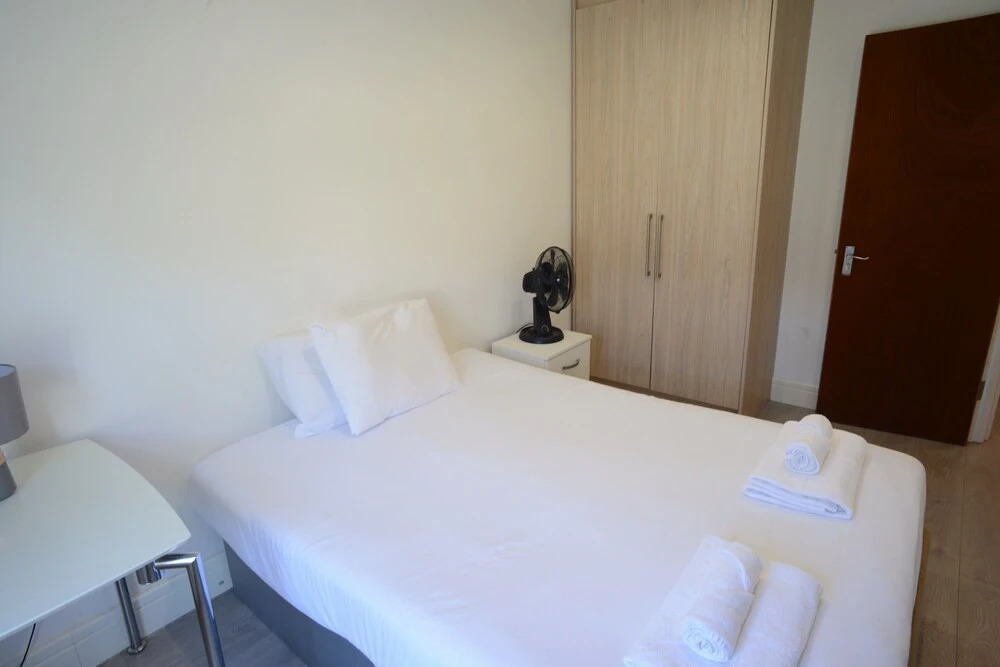 Bright Camberwell 2 Bedroom Flat
