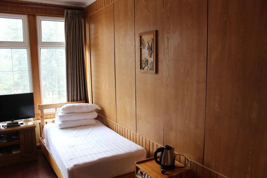 Changbai Mountain Hunting Resort Hotel