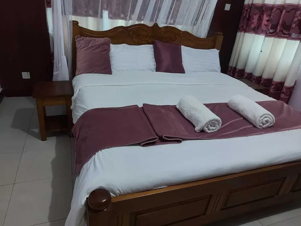 Lux Suites Sunset Holiday Apartments