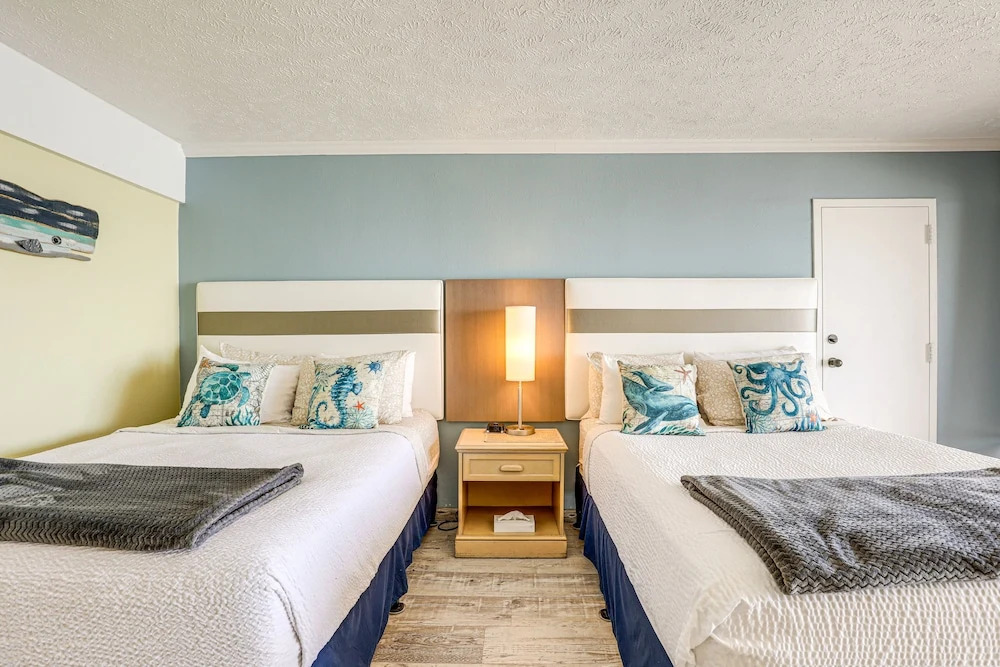 Condo w/ Balcony + Pool Access in Myrtle Beach!