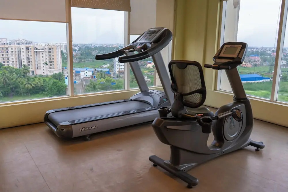 FabHotel Xen Suites