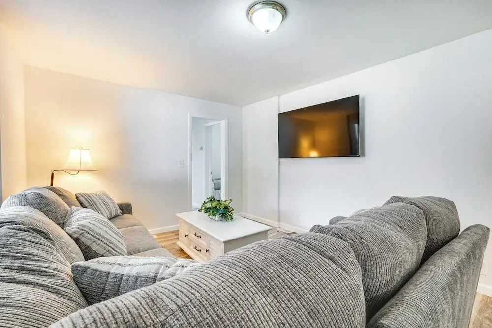Charming Glens Falls Retreat Near Downtown!