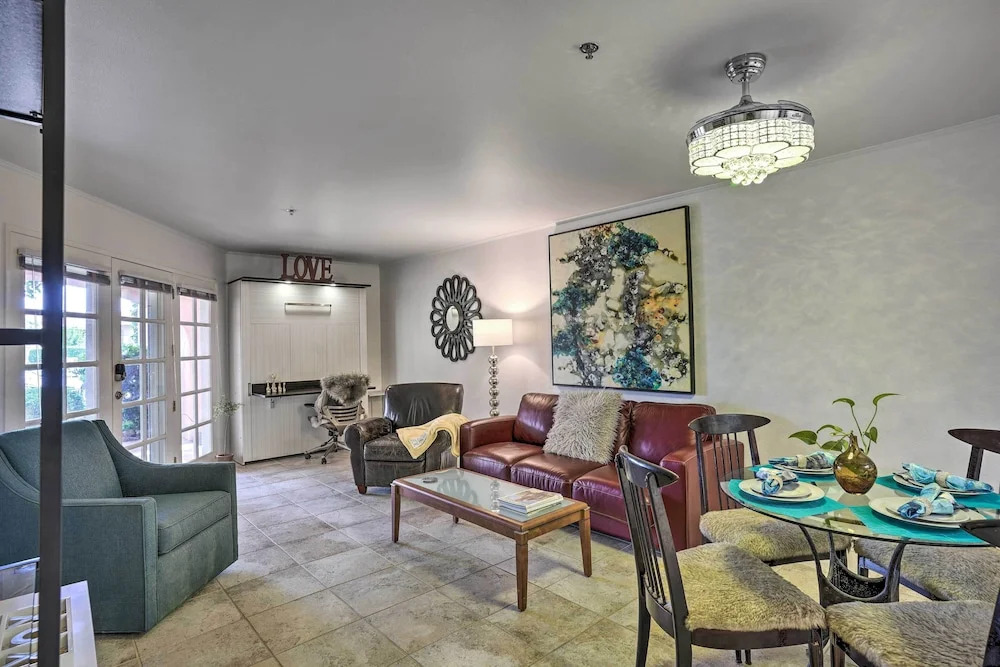 Condo w/ Patio, Walk to Downtown Palm Springs!