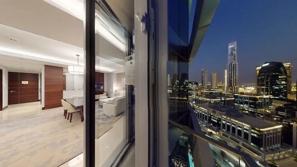 Stunning 2 Bed Address Sky View Best Layout