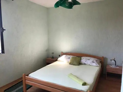 Apartment JELENA