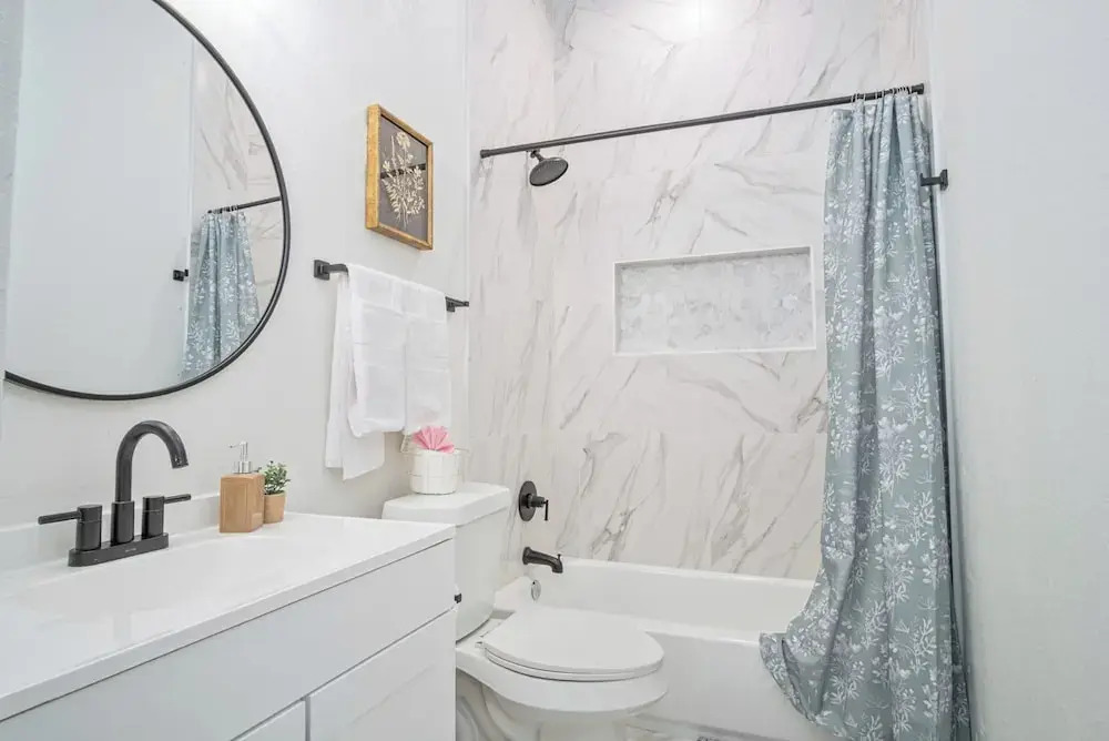 Feel Chill and Enjoy 4BR3BA Near Fun Riverwalk