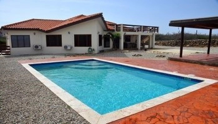 Ayo Villa