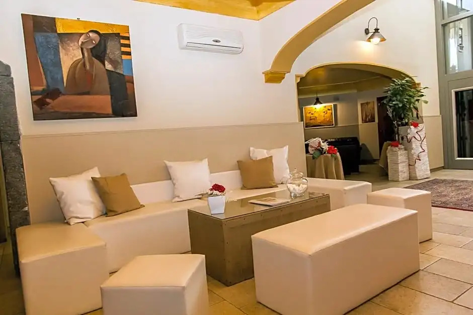 Hotel Capomulini 3 Stelle