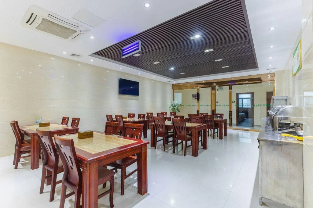 GreenTree Inn LiuAn HuoQiu County JianXing Road Express Hotel