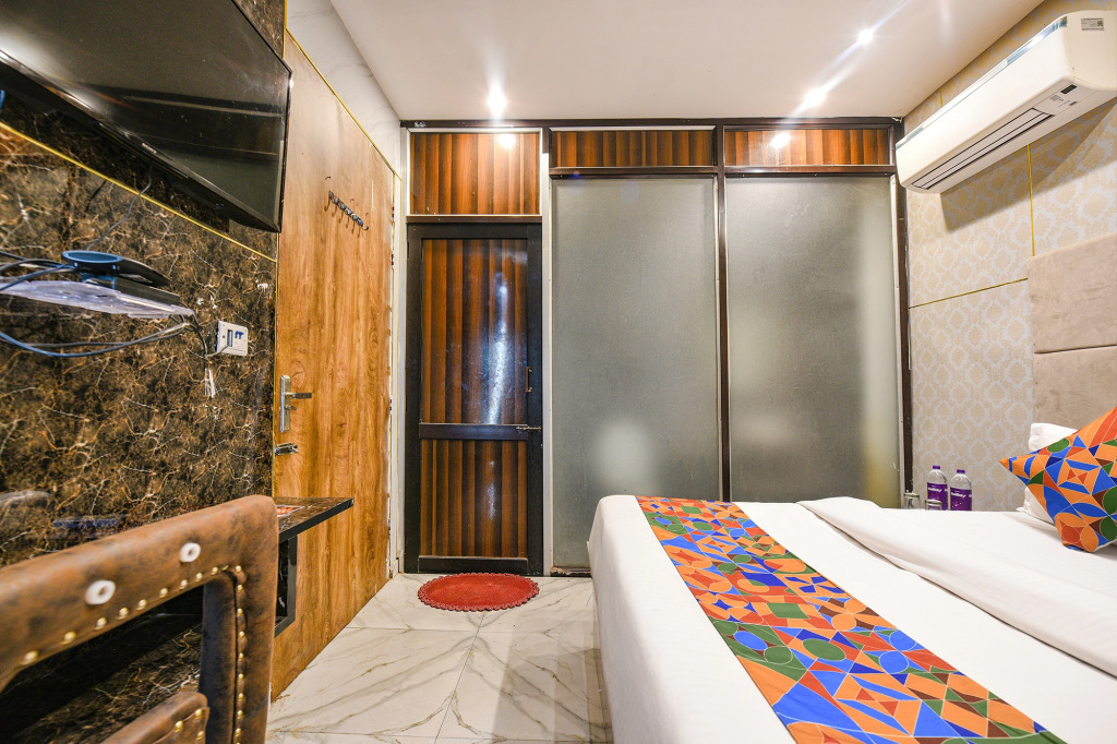 FabHotel The Dreams