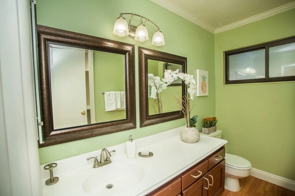 Palm Tree Paradise Luxurious 4 Bd Sleeps 16!