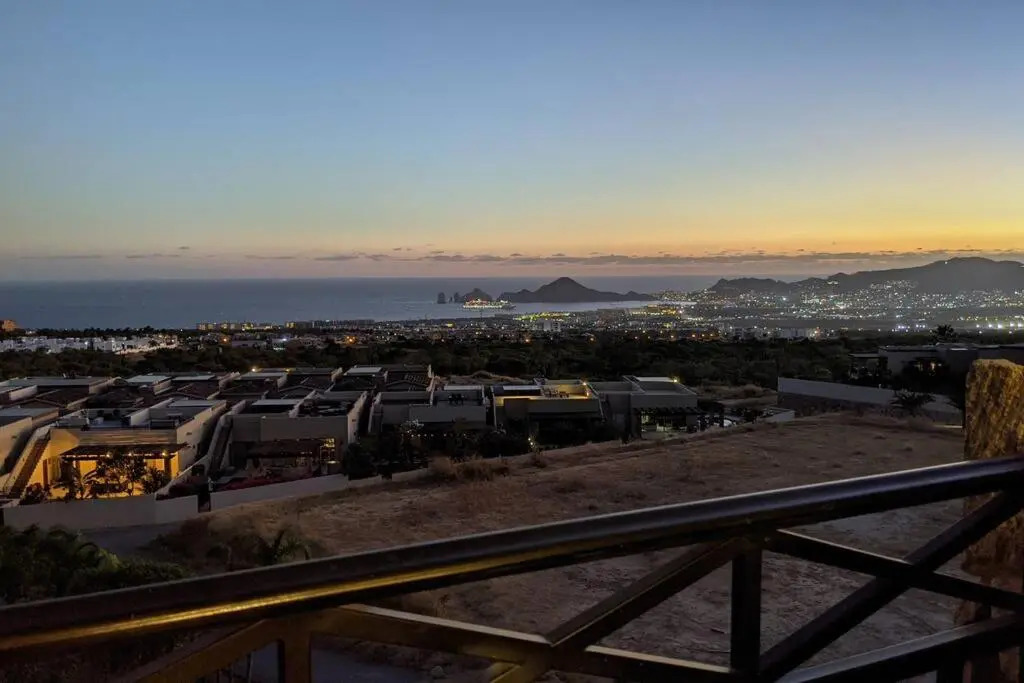 Gorgeous Two-Bedroom Cabo Condo I Casa Finisterra
