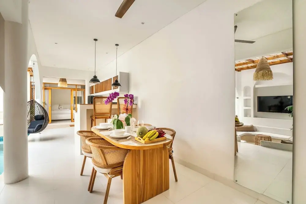 La Feliz Villa Seminyak