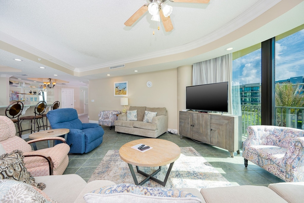Phoenix On The Bay 1303 3 Bedroom Condo