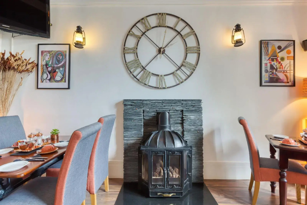 No32 Hotel
