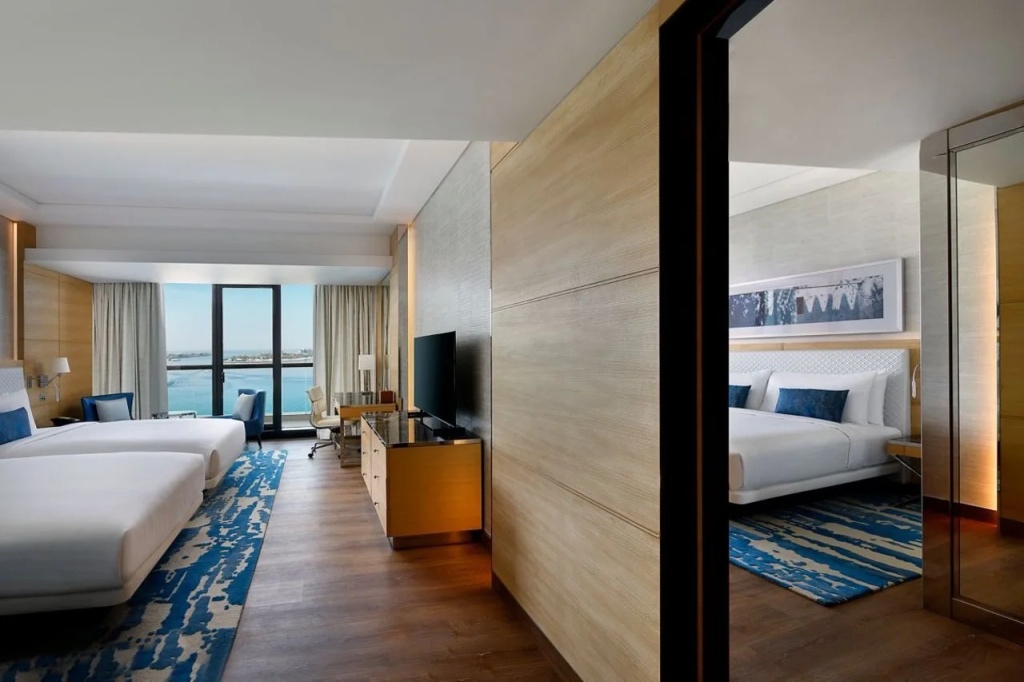 Отель Marriott Resort Palm Jumeirah