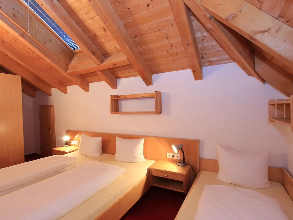 Apartment on a Ski-slope in Ischgl With Parking & Balcony